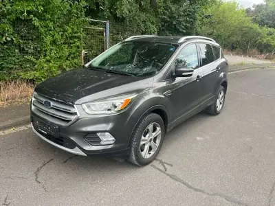 Gebraucht Ford Kuga Business Edition 150 PS (110 kW) 2017 Magneticgrau (metallic) SUV