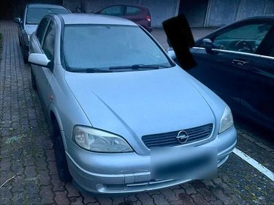 Gebraucht Opel Astra 75 PS (55 kW) 1999 Silber Coupé