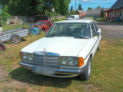 Gebraucht Mercedes 300 88 PS (64 kW) 1983 Weiß Limousine