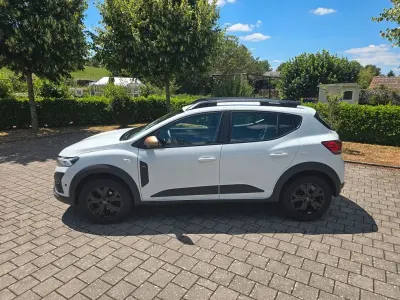Gebraucht Dacia Sandero Extreme 101 PS (74 kW) 2024 Weiß Limousine