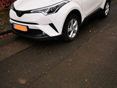 Weiß Gebraucht 2019 Toyota C-HR SUV | 16.999 € (Fairer Preis)