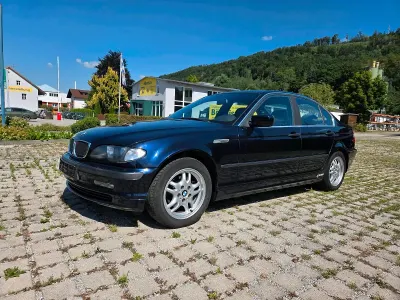 Gebraucht BMW 316 115 PS (84 kW) 2004 Blau Limousine