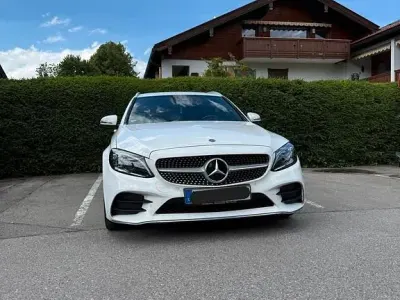 Gebraucht Mercedes C220 AMG line 194 PS (142 kW) 2018 Weiß Kombi