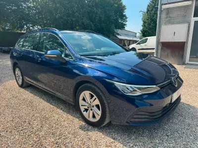 Gebraucht VW Golf VIII Life 116 PS (85 kW) 2021 Blau Kombi