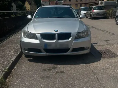 Gebraucht BMW 320 163 PS (119 kW) 2006 Silber Kombi