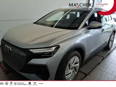 Gebraucht Audi Q4 e-tron S-Line 194 kW (265 PS) 2023 Florettsilber metallic SUV