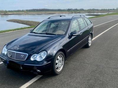 Mercedes C320