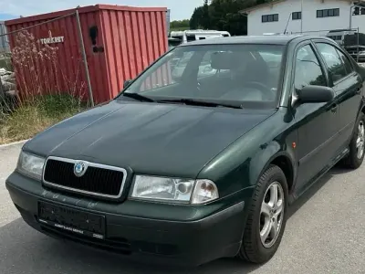 Second-hand Skoda Octavia 100 CP (73 kW) 2000 Verde Berlinǎ