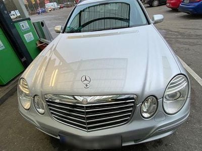 Usata Mercedes E320 Avantgarde 224 CV (164 kW) 2008 Nero Station wagon