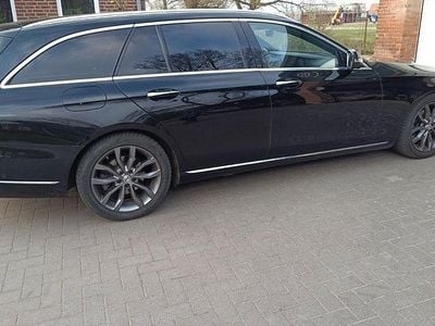 Gebraucht Mercedes E220 194 PS (142 kW) 2016 Schwarz Kombi