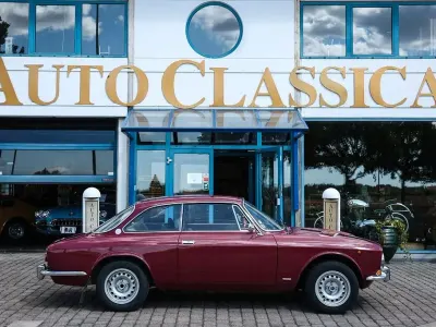 Gebraucht Alfa Romeo 2000 Veloce 132 PS (97 kW) 1973 Violett