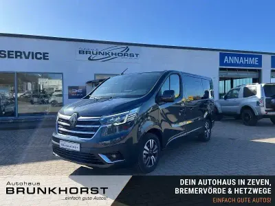 Second-hand Renault Trafic 170 CP (125 kW) 2026 Gri Monovolum