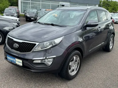 Gebraucht Kia Sportage Spirit 184 PS (135 kW) 2015 Grau SUV