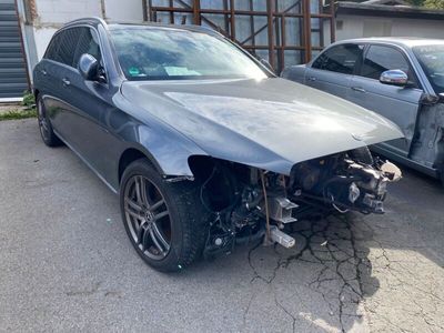 gebraucht Mercedes E300 T Autom. -