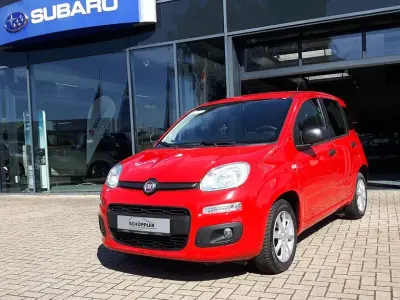Gebraucht Fiat Panda More 69 PS (50 kW) 2018 Rot Kleinwagen