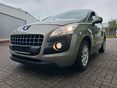 Gebraucht Peugeot 3008 111 PS (81 kW) 2011 Beige Kombi