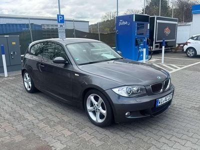 Gebraucht BMW 116 M Sport 122 PS (89 kW) 2008 Sparkling graphite metallic Kleinwagen