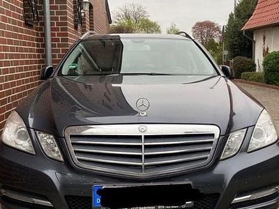 Mercedes E200