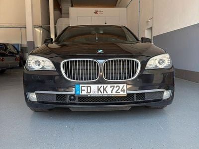 BMW 730