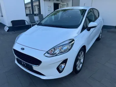 Gebraucht Ford Fiesta Cool & Connect 101 PS (74 kW) 2019 Weiß Kleinwagen