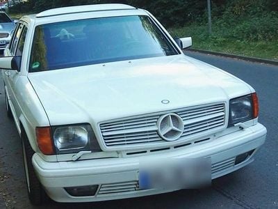 Second-hand Mercedes 500 231 CP (169 kW) 1984 Alb Berlinǎ