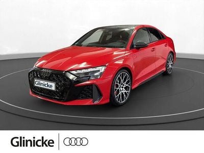 Gebraucht Audi RS3 Ambiente 400 PS (294 kW) 2024 Rot Limousine