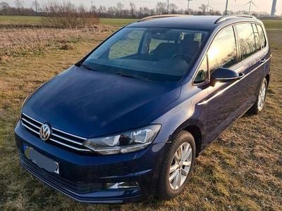 Gebraucht VW Touran Comfortline 116 PS (85 kW) 2016 Blau Van / Kleinbus