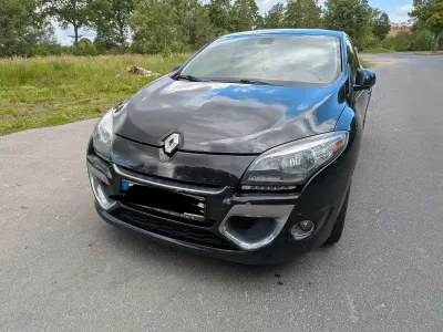 Gebraucht Renault Mégane Coupé Bose Edition 131 PS (96 kW) 2013 Schwarz Coupé