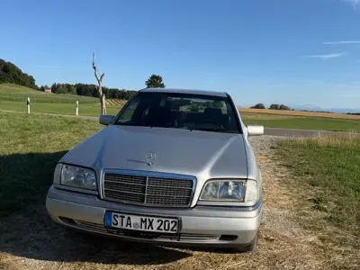 Gebraucht Mercedes C180 Elegance 122 PS (89 kW) 1996 Silber Limousine
