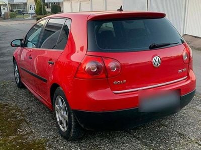 Gebraucht VW Golf V 140 PS (102 kW) 2007 Rot Kleinwagen