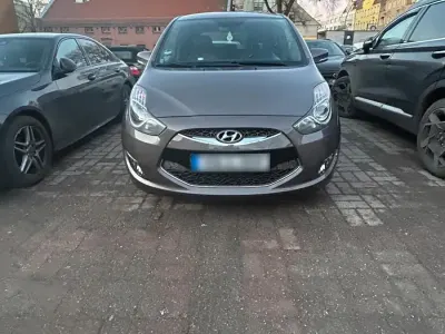 Gebraucht Hyundai ix20 125 PS (91 kW) 2013 Kleinwagen