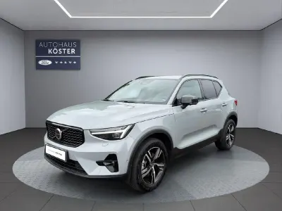 Gebraucht Volvo XC40 Business Edition 163 PS (119 kW) 2025 Grau SUV
