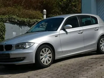 Usata BMW 116 122 CV (89 kW) 2009 Argento Utilitaria