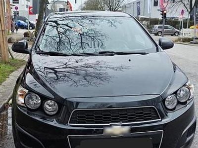 Second-hand Chevrolet Aveo 86 CP (63 kW) 2012 Negru Hatchback