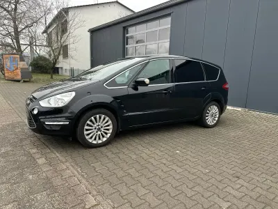 Gebraucht Ford S-MAX S 140 PS (102 kW) 2013 Schwarz Van / Kleinbus