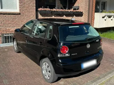 Gebraucht VW Polo 65 PS (47 kW) 2006 Schwarz Kleinwagen