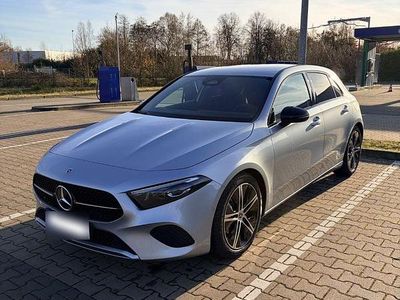Gebraucht Mercedes A200 Night 150 PS (110 kW) 2025 Silber Limousine