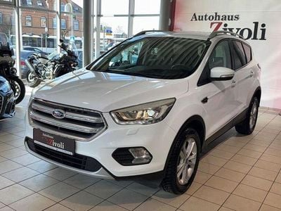 Begagnad Ford Kuga Titanium 150 HK (110 kW) 2017 Vit SUV