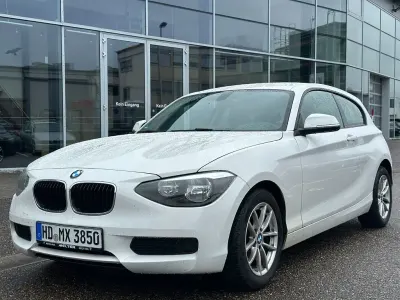 Gebraucht BMW 116 Advantage 116 PS (85 kW) 2012 Weiß Kleinwagen