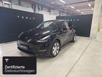 Solid black Gebraucht 2022 Tesla Model Y Long Range AWD SUV | 34.300 € (Etwas zu teuer)