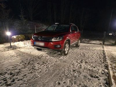 Gebraucht VW Tiguan 140 PS (102 kW) 2013 Rot SUV