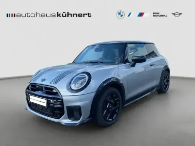 Gebraucht Mini John Cooper Works 156 PS (114 kW) 2024 Silber Kleinwagen