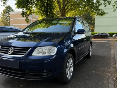 Gebraucht VW Touran 102 PS (75 kW) 2004 Blau Van / Kleinbus