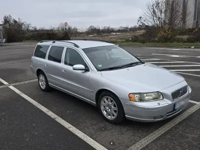 Usata Volvo V70 Summum 185 CV (136 kW) 2006 Argento Station wagon