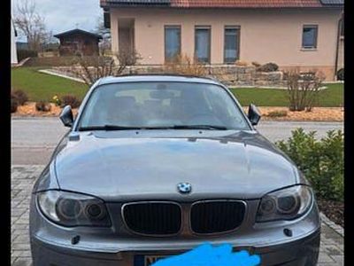 Gebraucht BMW 116 122 PS (89 kW) 2010 Grau Kleinwagen