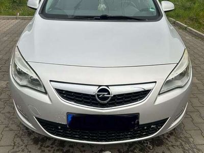 gebraucht Opel Astra Sports Tourer