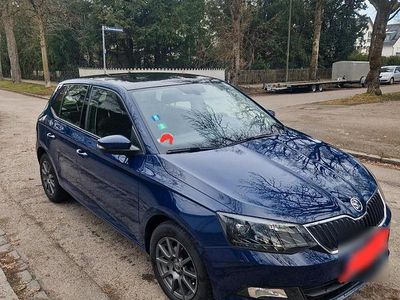 Gebraucht Skoda Fabia 90 PS (66 kW) 2016 Blau Limousine