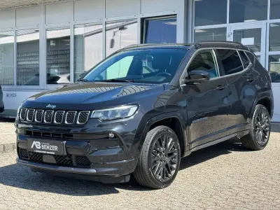Gebraucht Jeep Compass 241 PS (177 kW) 2022 Schwarz SUV