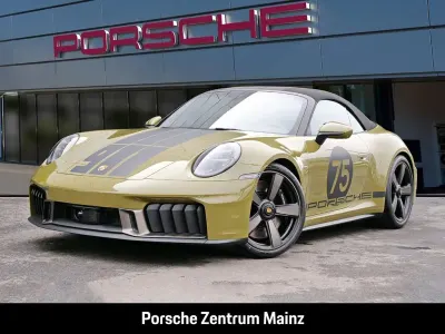 Gebraucht Porsche 992 541 PS (397 kW) 2026 Grün Cabrio