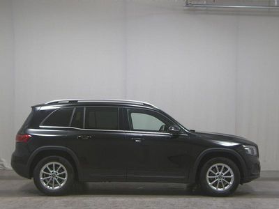 Mercedes GLB200
